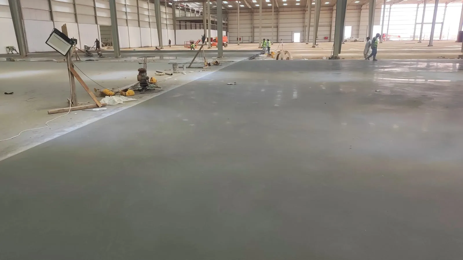 مقاول هناجر