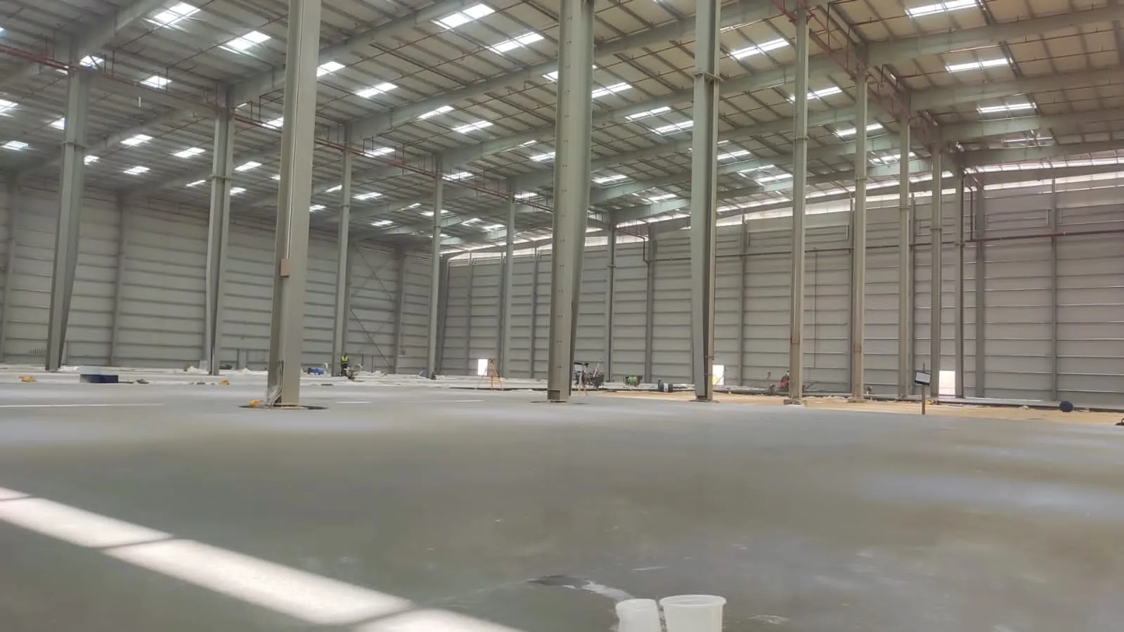 مقاول هناجر