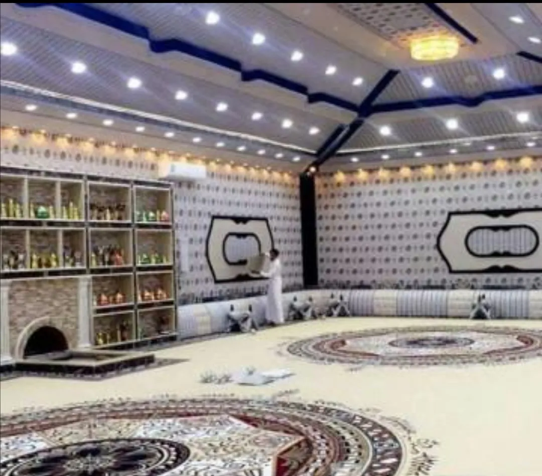 خيام ملكي وبيوت شعر