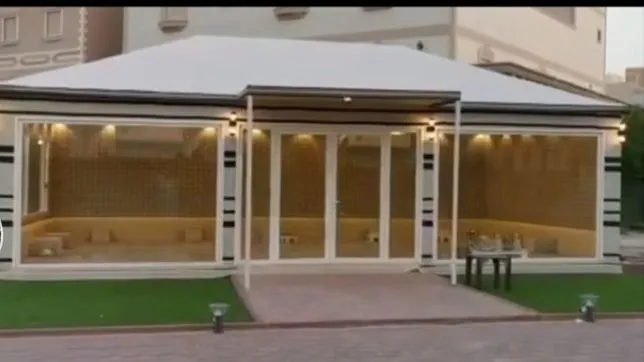 خيام ملكي وبيوت شعر