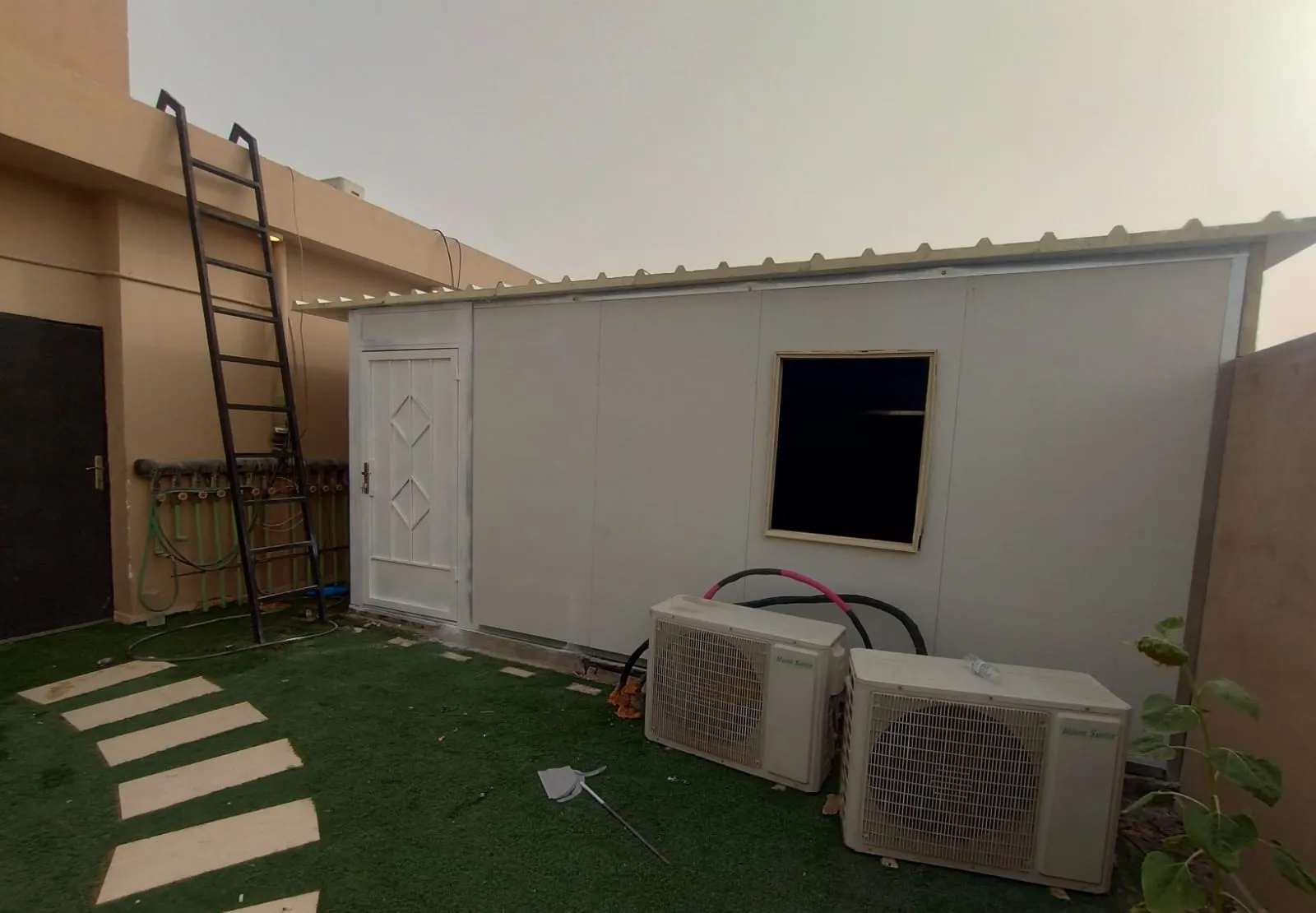 تركيب غرف سندويش بنل